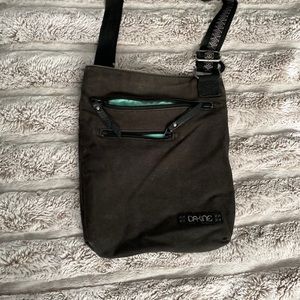 DAKINE crossbody purse